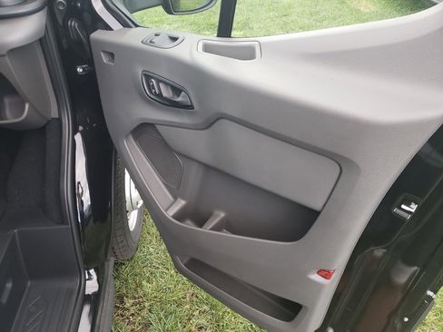 New 2025 Ford Transit 350 XLT image 17