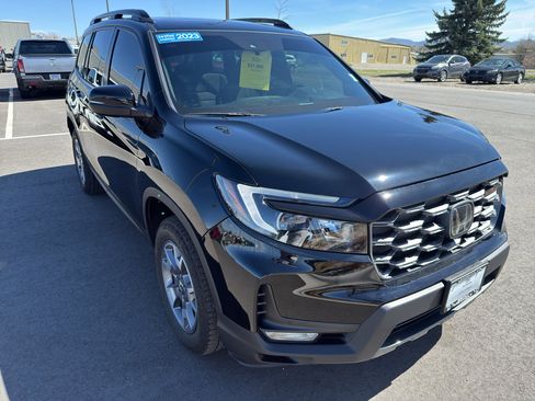 Certified 2023 Honda Passport TrailSport image 1