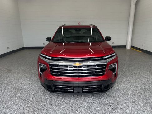 Used 2026 Chevrolet Traverse High Country w/ LPO, Floor Liner Package FWD image 5