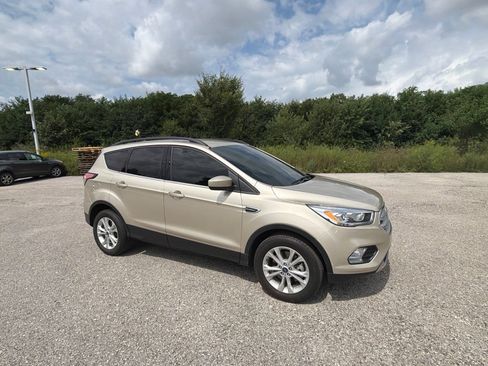 Used 2018 Ford Escape SEL AWD/4WD image 15