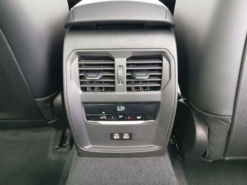 New 2026 BMW 330i Sedan image 14