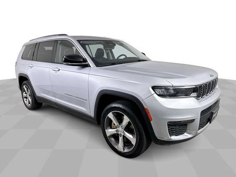 Used 2021 Jeep Grand Cherokee L Limited AWD/4WD image 2