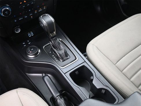 Used 2023 Ford Ranger XLT w/ Equipment Group 301A Mid image 18