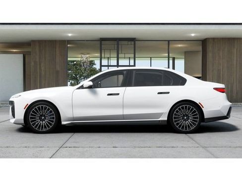 New 2026 BMW 740i xDrive AWD/4WD image 4
