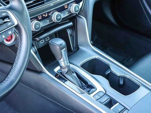 Used 2022 Honda Accord Sport image 21