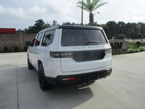 Used 2024 Jeep Grand Wagoneer Series II Obsidian w/ Quick Order Packagew 28T AWD/4WD image 11
