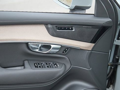 New 2026 Volvo XC90 B6 Plus w/ Protection Package image 11