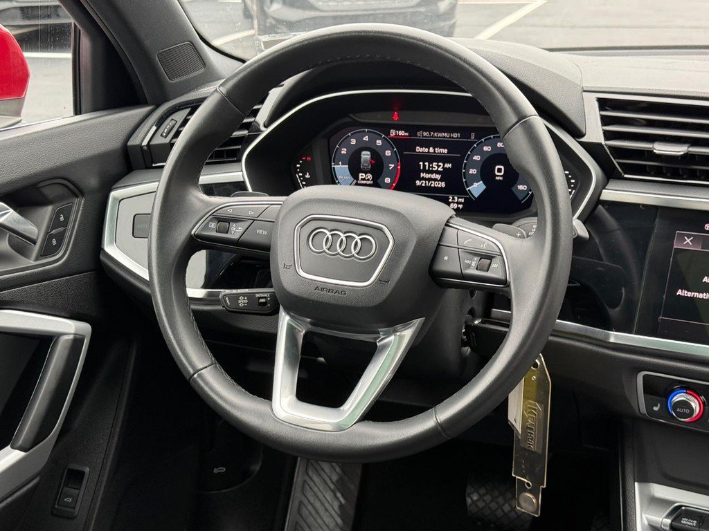 Used 2025 Audi Q3 2.0T Premium AWD/4WD image 12
