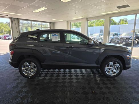 New 2026 Hyundai Kona SE AWD/4WD image 2