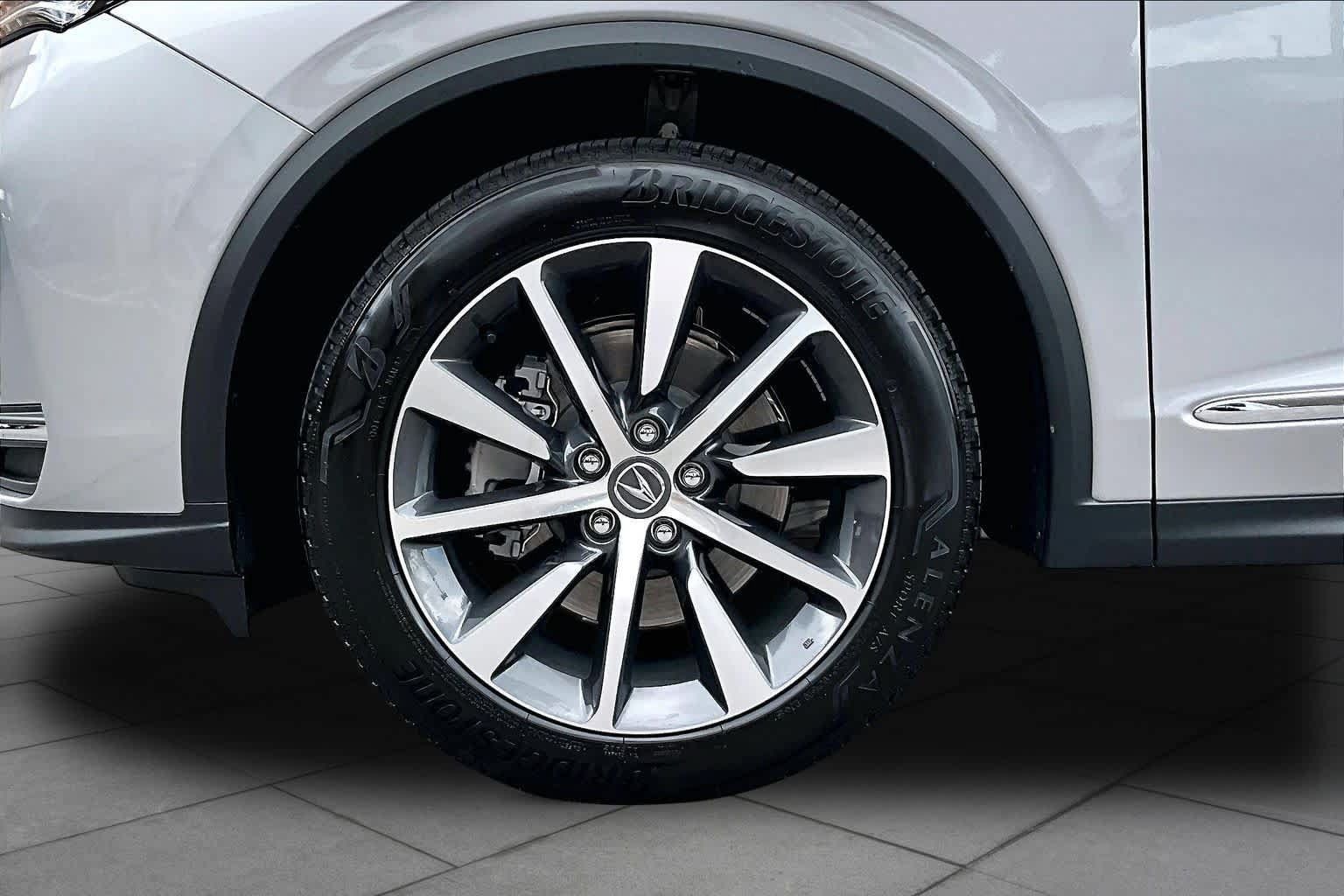 Used 2026 Acura MDX w/ Technology Package FWD image 11