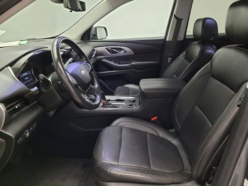 Used 2019 Chevrolet Traverse LT w/ LT Premium Package FWD image 17