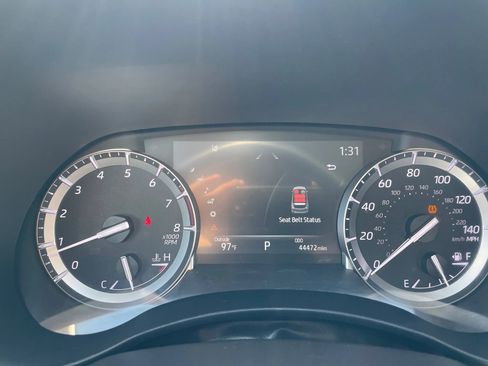 Used 2022 Toyota Highlander XLE image 26