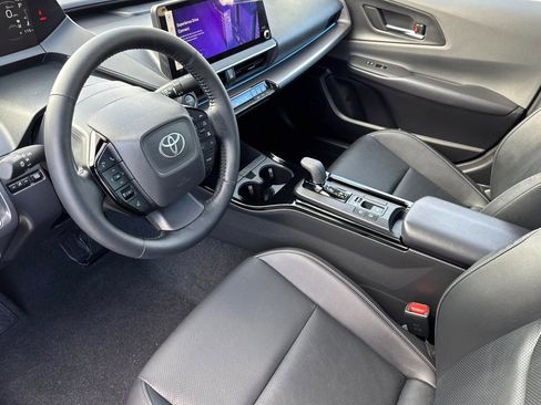 Used 2026 Toyota Prius Limited image 4