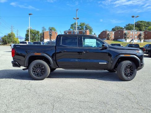 New 2026 GMC Canyon Elevation w/ Convenience Package image 20