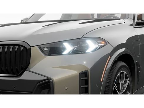 New 2026 BMW X5 xDrive50e w/ Executive Package AWD/4WD image 6