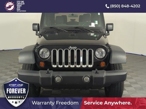Used 2012 Jeep Wrangler Sport AWD/4WD image 9