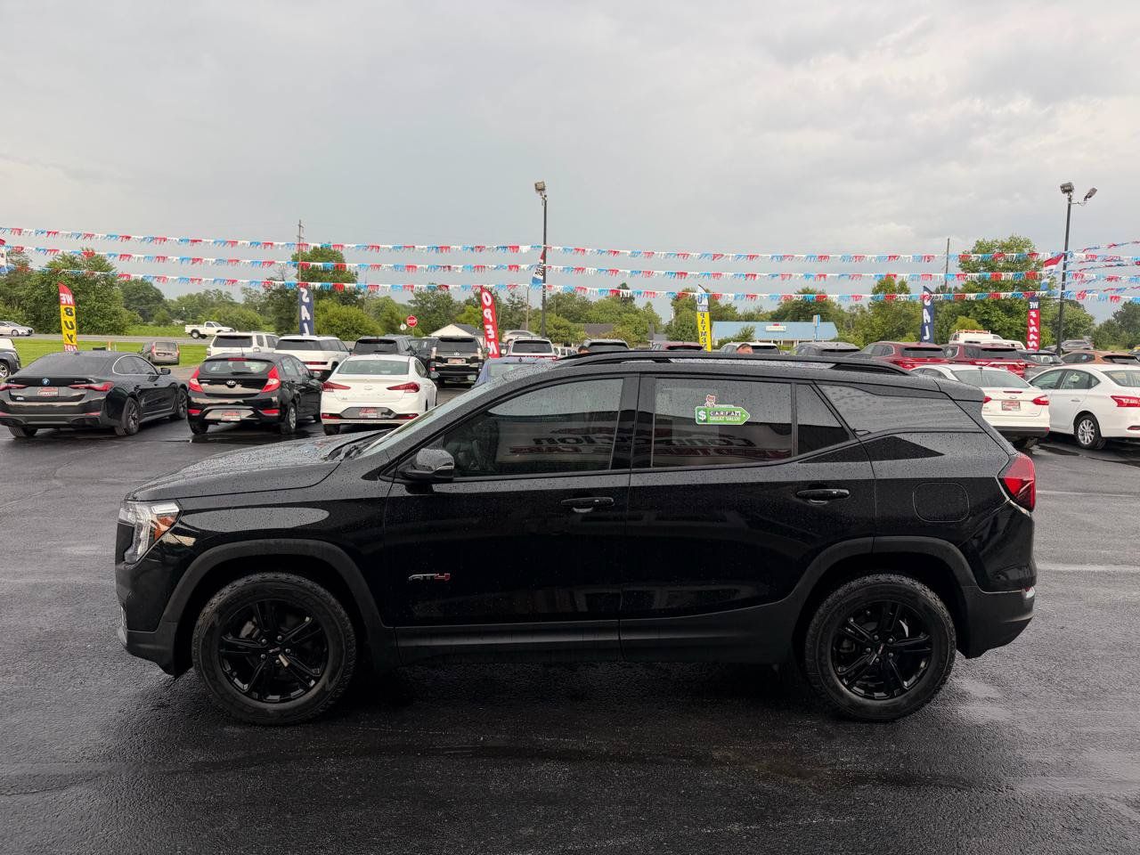 Used 2024 GMC Terrain AT4 w/ Infotainment Package II AWD/4WD image 9