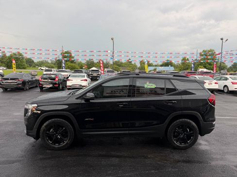 Used 2024 GMC Terrain AT4 w/ Infotainment Package II AWD/4WD image 9