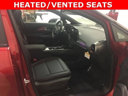 Used 2024 Chevrolet Equinox EV RS image 17