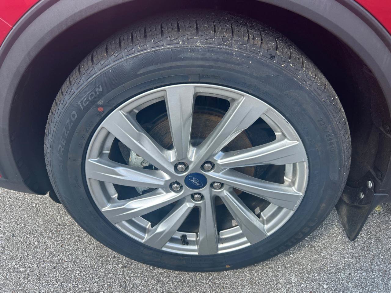 Used 2021 Ford Escape Titanium w/ Titanium Elite Package FWD image 11