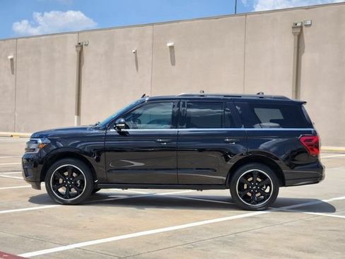 Used 2023 Ford Expedition Limited RWD image 4
