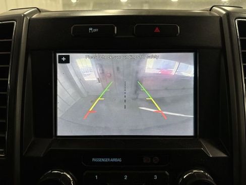 Used 2019 Ford F350 XLT image 9