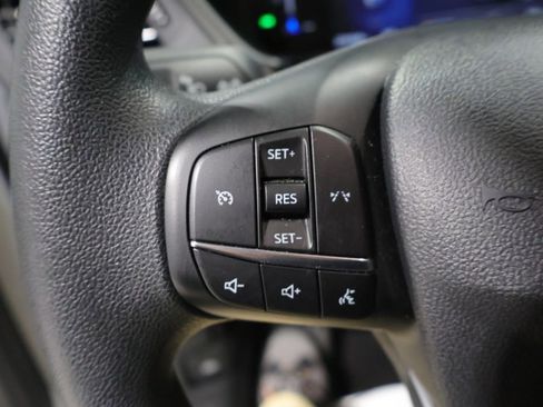 Used 2025 Ford Escape Active AWD/4WD image 32