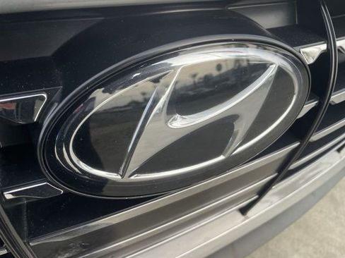 Used 2023 Hyundai Sonata SE w/ Preferred Accessory Package image 28