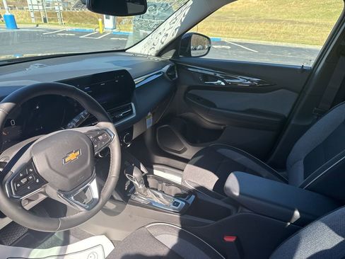 New 2026 Chevrolet TrailBlazer LT w/ Convenience Package image 13