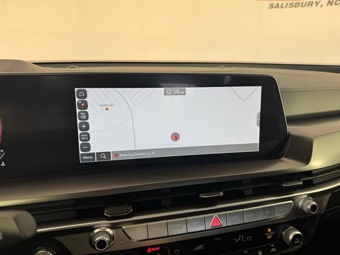 Used 2025 Kia Telluride S image 18