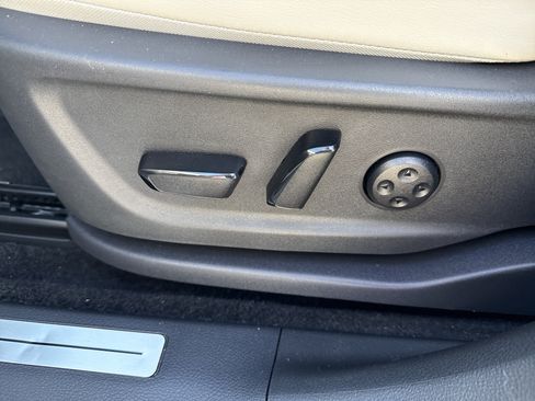 Certified 2024 Nissan Ariya AWD image 14