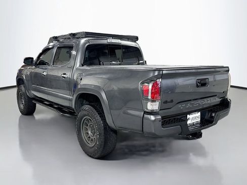 Used 2022 Toyota Tacoma Limited AWD/4WD image 10