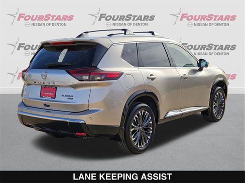 New 2026 Nissan Rogue Platinum image 4
