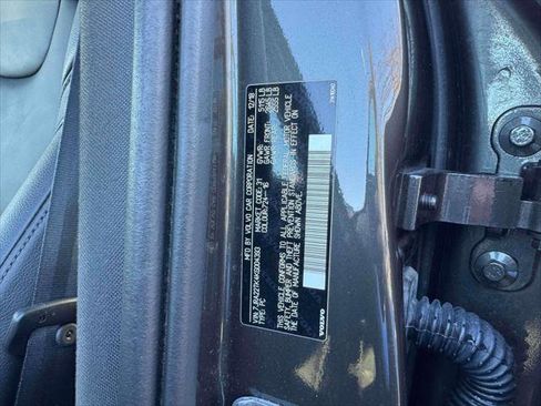 Used 2019 Volvo S60 T6 Momentum w/ Multimedia Package image 10