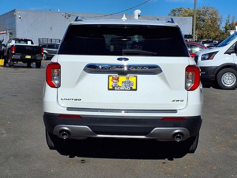 Used 2023 Ford Explorer Limited w/ Limited Technology Package image 23
