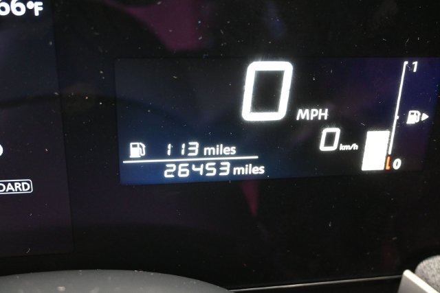 Used 2025 Nissan Kicks SV w/ SV Premium Package FWD image 19