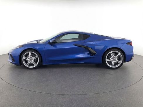 Used 2022 Chevrolet Corvette Stingray Preferred Cpe w/ Battery Protection Package RWD image 6