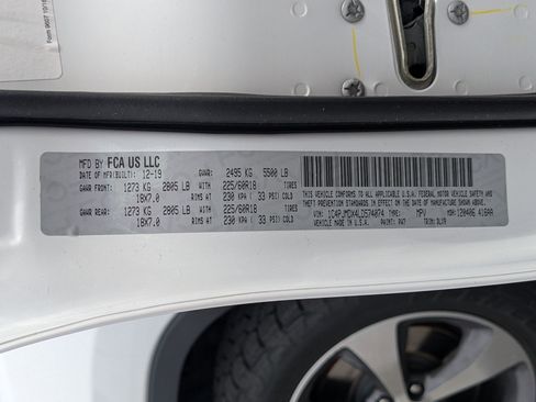 Used 2020 Jeep Cherokee Limited AWD/4WD image 30