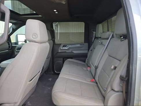 Used 2024 Chevrolet Silverado 3500 LTZ w/ LTZ Plus Package AWD/4WD image 8