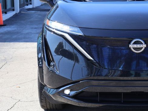 Used 2023 Nissan Ariya FWD image 16