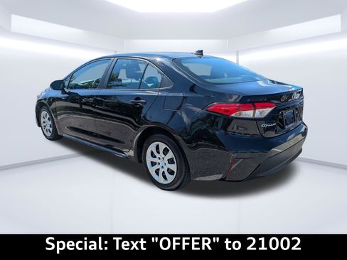 Used 2024 Toyota Corolla LE FWD image 6