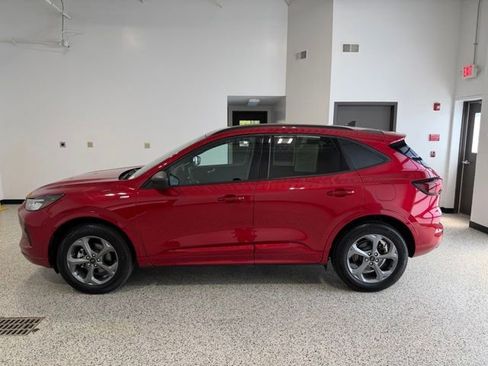 Used 2024 Ford Escape ST-Line w/ Tech Pack #1 AWD/4WD image 5