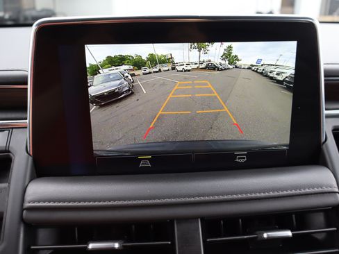 Used 2022 Chevrolet Tahoe LT AWD/4WD image 28
