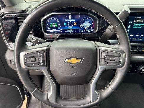 Used 2024 Chevrolet Silverado 2500 LTZ AWD/4WD image 8