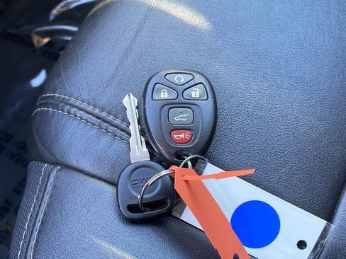 Used 2015 GMC Acadia SLT w/ Open Road Package image 28