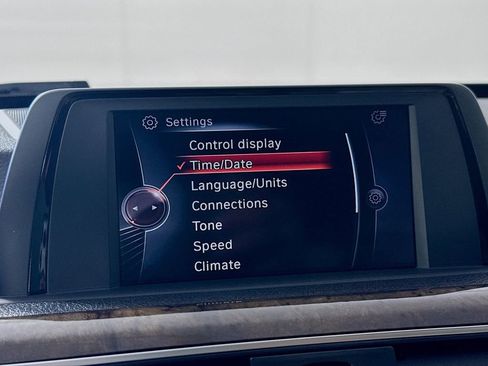 Used 2017 BMW 330i Sedan image 16