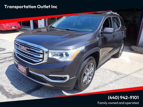 Used 2017 GMC Acadia SLT AWD/4WD image 1