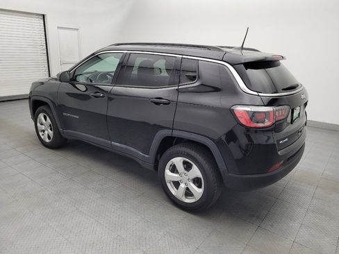 Used 2019 Jeep Compass Latitude AWD/4WD image 3