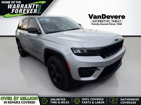 Used 2023 Jeep Grand Cherokee Altitude AWD/4WD image 1