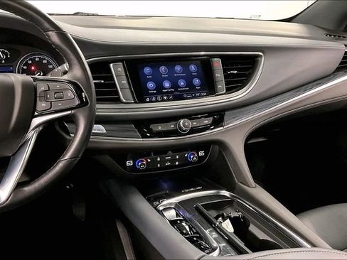 Used 2023 Buick Enclave Essence w/ Experience Buick Package AWD/4WD image 7